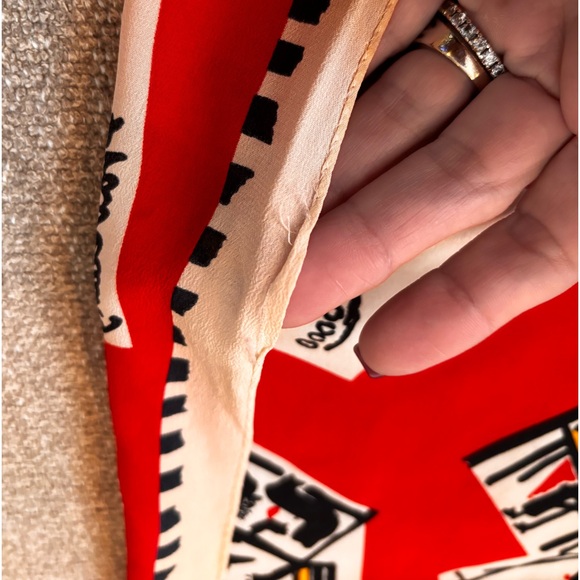 ✨PALOMA PICASSO Vintage “A Day in the Life”Silk Square Scarf Red Cream Black - Picture 3 of 10